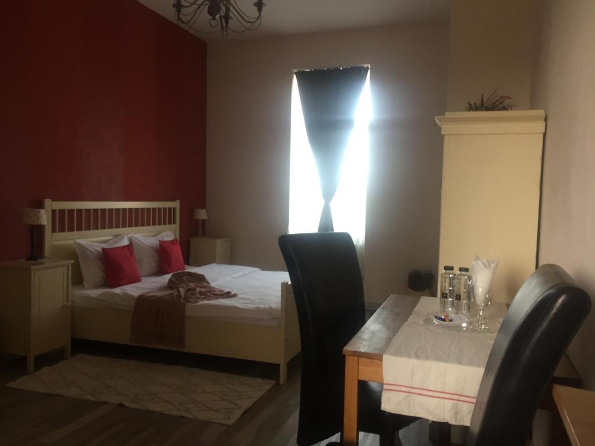 Casa Miriam Apartment Paulis Ngoại thất bức ảnh